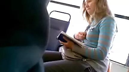 الرجل مارس افلام جنس عربي مصري الجنس مع امرأة سمراء في بوسها وانتهى من مؤخرتها