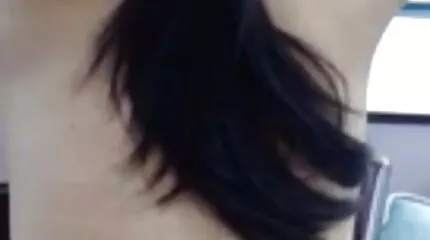 كانت تنتظر صديقة وبسبب الملل جنس عربي افلام امتص شقيقها
