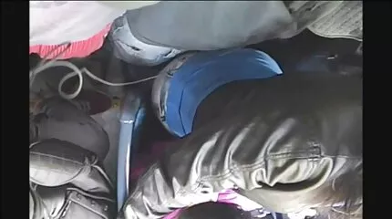 امرأة سوداء ذات شعر سكس عربي لبناني مصري مجعد تحمص في المستشفى مع مريض.