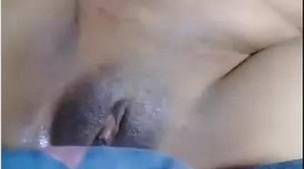 فتحت المعلمة جنس ونيك عربي شجرتها لطالب متفاجئ